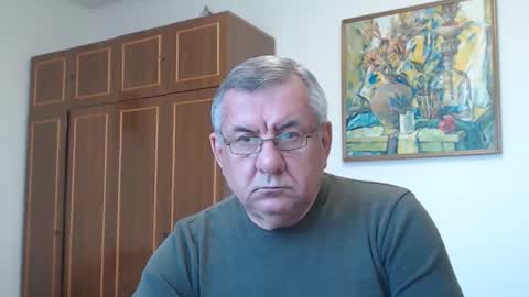Snapshot of machomale3 chatting on 05-13-26, 04:37 Macho online show from 05-13-26, 04:37