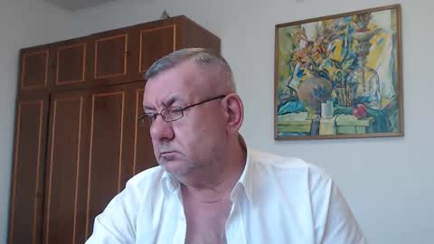 Snapshot of machomale3 chatting on 05-17-26, 04:25 Macho online show from 05-17-26, 04:25