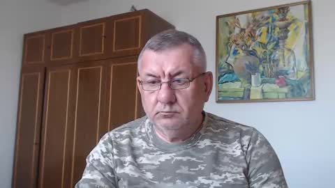 Snapshot of machomale3 chatting on 05-23-26, 04:00 Macho online show from 05-23-26, 04:00