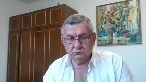 Snapshot of machomale3 chatting on 06-08-26, 05:24 Macho online show from 06-08-26, 05:24
