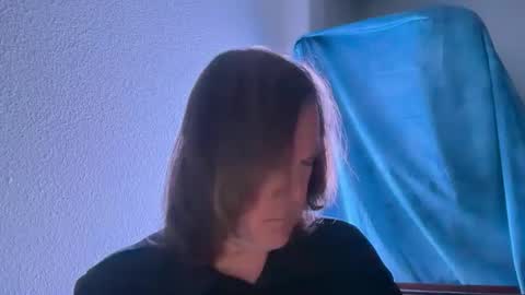 xStraightEdgex online show from 05-26-26, 04:30