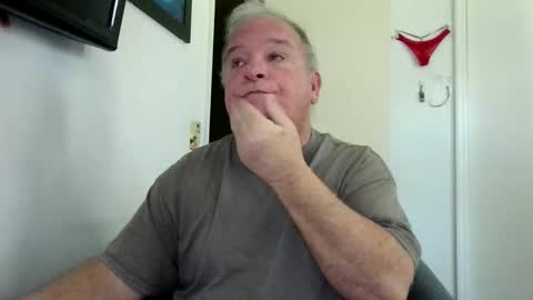 mackdocc001 online show from 10-16-25, 03:13