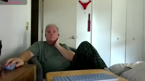 mackdocc001 online show from 04-23-26, 08:22