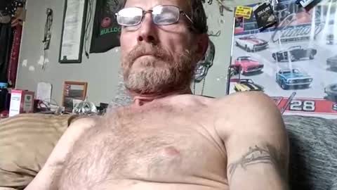 mackdog1369 online show from 04-22-26, 05:36