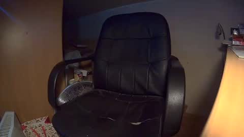 Snapshot of mackenss20 chatting on 01-08-25, 10:04 Makan online show from 01-08-25, 10:04