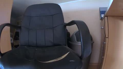 Snapshot of mackenss20 chatting on 09-18-25, 10:50 Makan online show from 09-18-25, 10:50