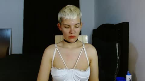 Noah Askew online show from 04-25-26, 05:32