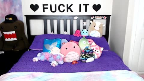 Mackenzie Wolfe online show from 02-04-25, 08:13