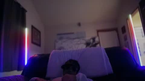 MackinCaliAllDay online show from 10-28-25, 10:19