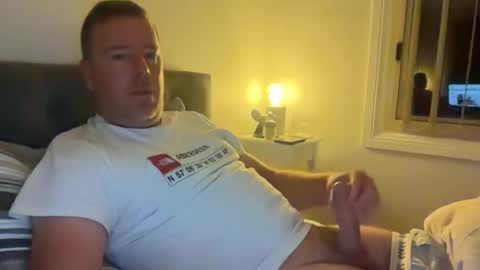 Snapshot of macmac818181 chatting on 12-22-25, 03:31 macmac818181 online show from 12-22-25, 03:31