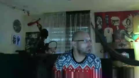 Snapshot of mad_dem0n chatting on 12-15-24, 12:28 Manuel online show from 12-15-24, 12:28