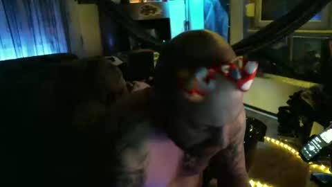 Snapshot of mad_dem0n chatting on 03-02-25, 03:24 Manuel online show from 03-02-25, 03:24