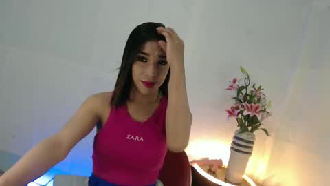 Snapshot of madalina1992 chatting on 02-12-25, 10:26 madalina1992 online show from 02-12-25, 10:26
