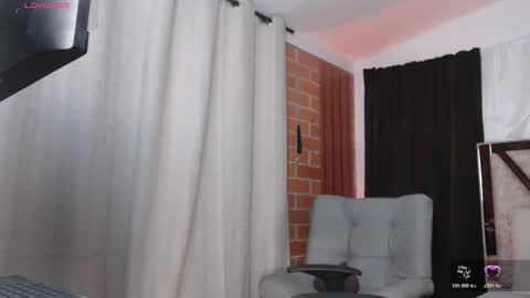 Agathaa white online show from 04-20-26, 10:18