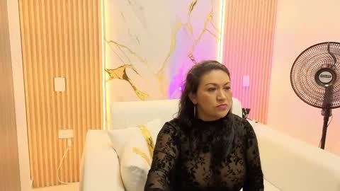 Madam Hott  online show from 09-09-25, 03:39