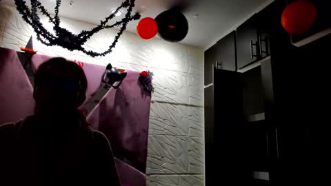 Snapshot of madame_angelic_ chatting on 10-19-25, 05:19 ANGELIC  online show from 10-19-25, 05:19