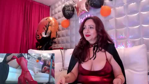 Snapshot of madame_angelic_ chatting on 10-21-25, 05:19 ANGELIC  online show from 10-21-25, 05:19