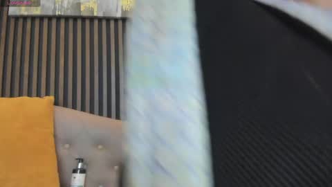 Madame online show from 04-19-26, 08:00