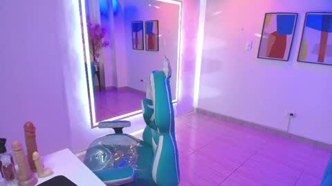 Madame Scarllet  online show from 04-14-26, 11:38