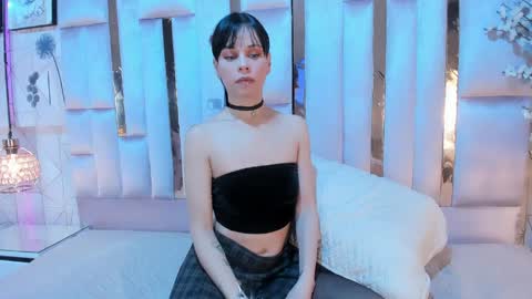  madamedesade01   online show from 04-14-26, 09:43