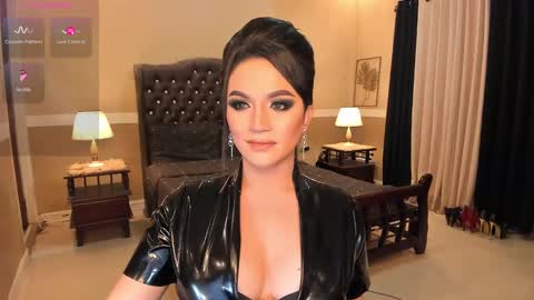 Snapshot of madammistressdominatrixxx chatting on 02-22-25, 06:39 Alison Kloss online show from 02-22-25, 06:39