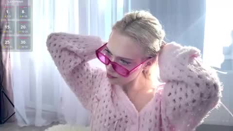 Fiona online show from 03-25-26, 04:40