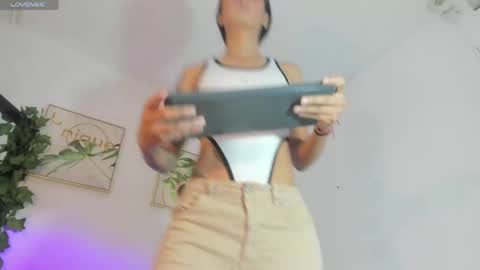 Snapshot of maddie_ray_ chatting on 04-24-26, 11:23 Maddie Ray online show from 04-24-26, 11:23