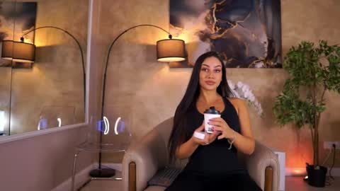 Maddie online show from 04-26-26, 09:29