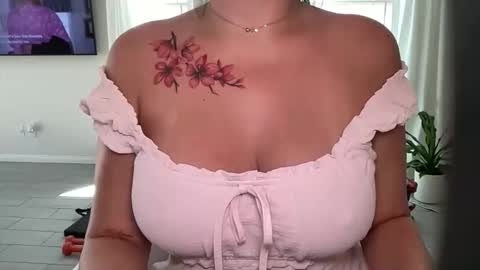 maddieurs online show from 04-15-26, 07:32