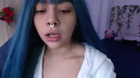 Snapshot of maddiie_and_clyde chatting on 10-17-25, 03:25 maddiie and clyde online show from 10-17-25, 03:25