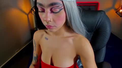 Snapshot of maddiiebrooks chatting on 12-05-24, 10:23 Maddie online show from 12-05-24, 10:23