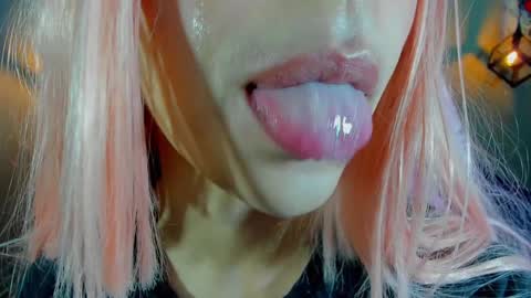 Snapshot of maddiiebrooks chatting on 12-06-24, 09:02 Maddie online show from 12-06-24, 09:02