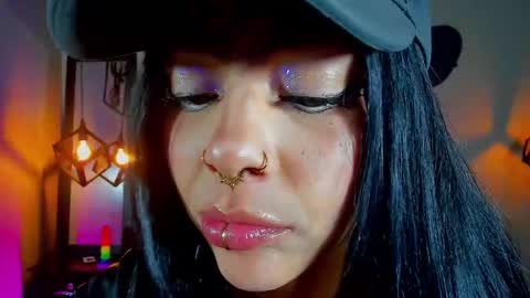 Snapshot of maddiiebrooks chatting on 02-27-25, 07:15 Maddie online show from 02-27-25, 07:15