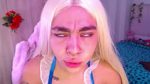 Snapshot of maddiiebrooks chatting on 10-05-25, 02:15 Maddie online show from 10-05-25, 02:15