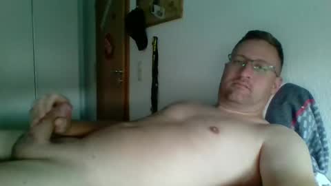 Snapshot of maddin8891 chatting on 09-14-25, 02:38 Maddin online show from 09-14-25, 02:38