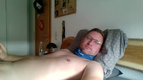 Snapshot of maddin8891 chatting on 10-31-25, 09:54 Maddin online show from 10-31-25, 09:54