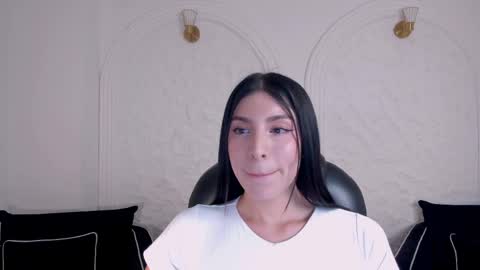 Maddison online show from 05-27-26, 01:57