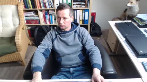 Snapshot of maddmax8 chatting on 01-17-25, 09:28 Mad4You online show from 01-17-25, 09:28