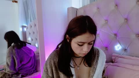 Snapshot of maddy_14 chatting on 12-13-24, 06:38 Maddy UwU online show from 12-13-24, 06:38