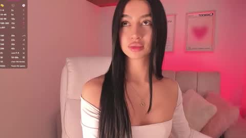 Snapshot of maddy_bronw chatting on 09-18-25, 11:29 Maddy online show from 09-18-25, 11:29