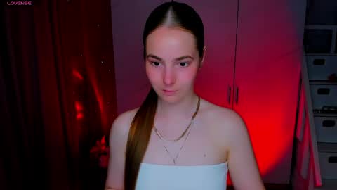 Snapshot of maddy_gate chatting on 06-08-26, 03:56 maddy_gate online show from 06-08-26, 03:56