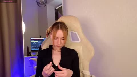 maddygarcia online show from 01-27-25, 04:54