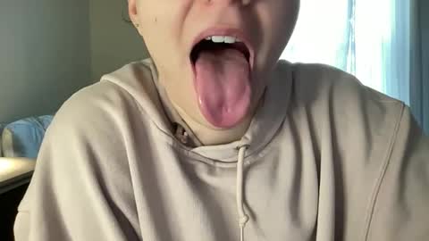 Snapshot of maddyhasyummypussy chatting on 03-07-26, 04:15 maddyhasyummypussy online show from 03-07-26, 04:15