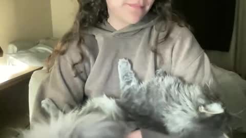 Snapshot of maddyhasyummypussy chatting on 03-16-26, 12:17 maddyhasyummypussy online show from 03-16-26, 12:17