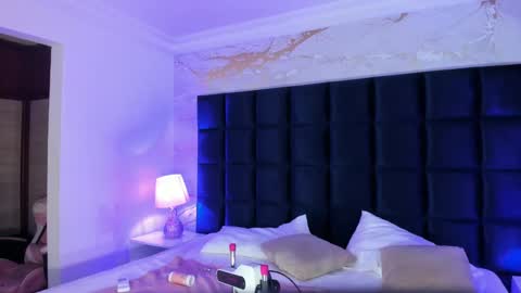 Snapshot of maddysexx_ chatting on 09-25-25, 11:36 Maddy online show from 09-25-25, 11:36