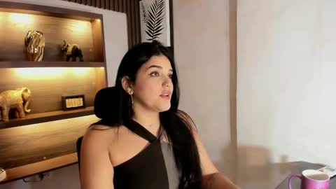 Snapshot of maddysexx_ chatting on 11-15-25, 12:13 Maddy online show from 11-15-25, 12:13