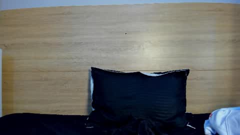 Snapshot of madelaine_blosson chatting on 07-22-26, 11:35 Madelaine online show from 07-22-26, 11:35