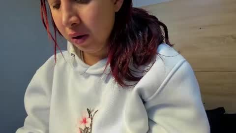 Snapshot of madelaine_blosson chatting on 07-29-26, 10:35 Madelaine online show from 07-29-26, 10:35