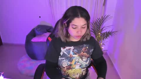 Snapshot of madelaine_taylor chatting on 01-22-25, 10:07 madelaine_taylor online show from 01-22-25, 10:07