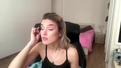 Alisa online show from 07-24-26, 09:18